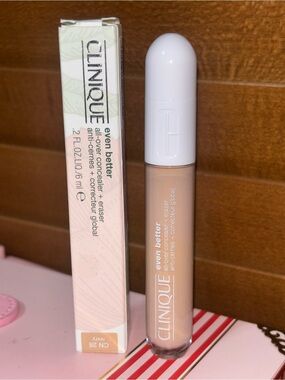 Clinique Even Better All-Over Concealer + Eraser